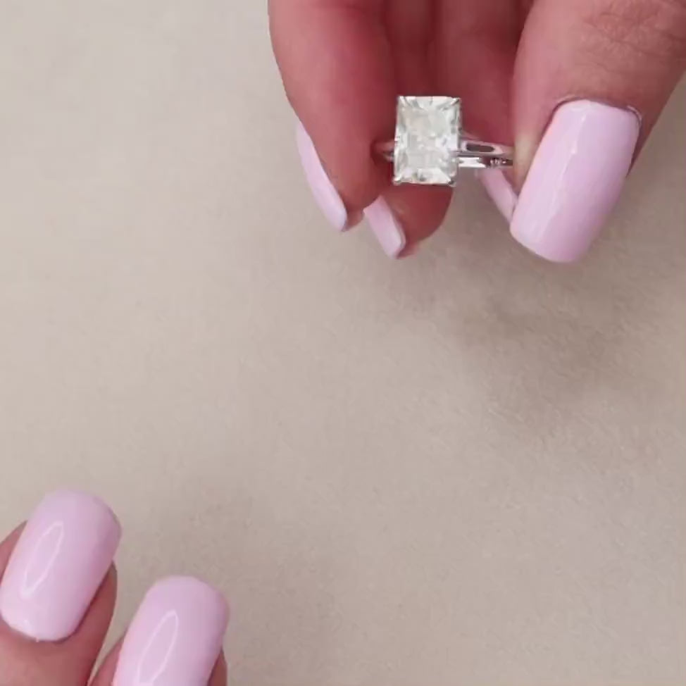 4.0 CT Radiant Solitaire Style Moissanite Engagement Ring